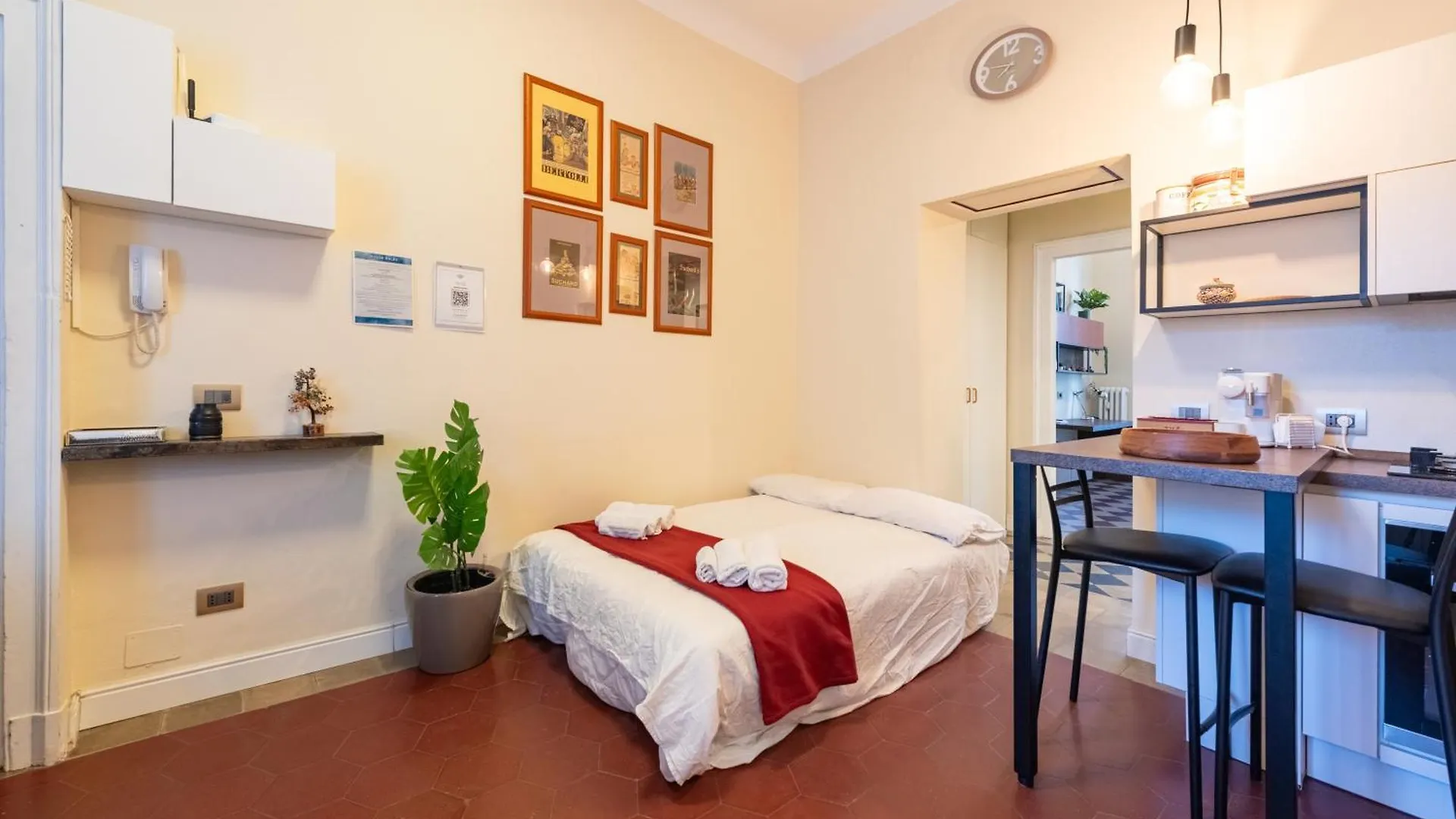 10' Duomo & Central Station Large Apartment Milan